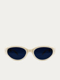 Bayonetta Fold in White