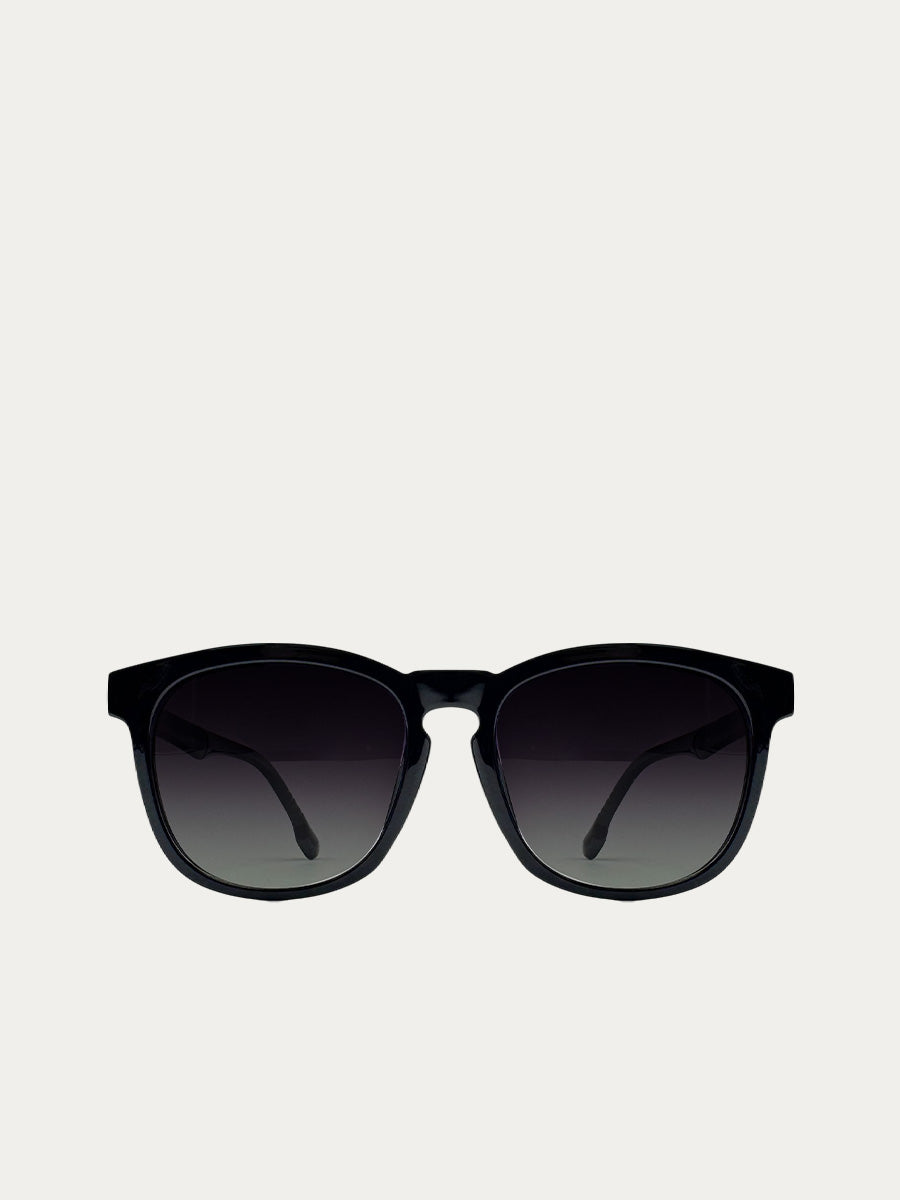 Dillon in Gloss Black