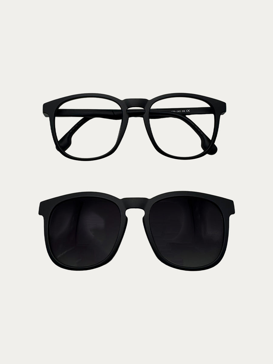 Dillon in Matte Black
