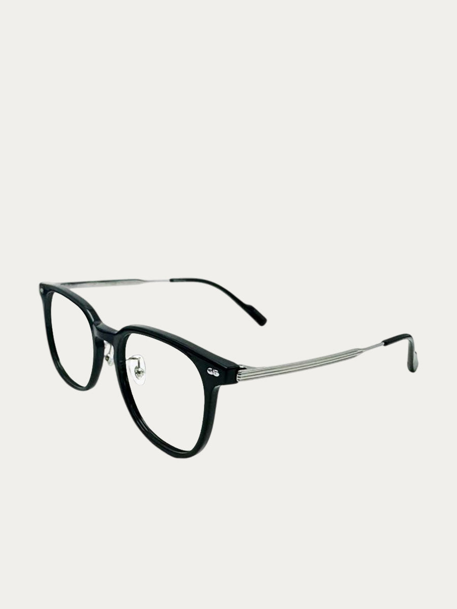 Trix in Black Silver
